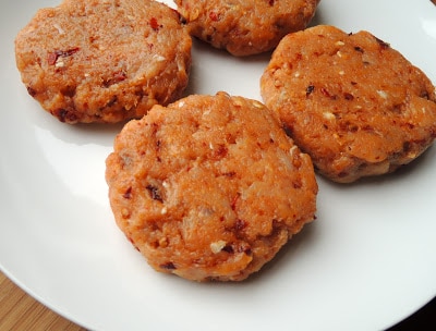 Chipotle-turkey-burgers-with-guacamole-step-by-step-recipe