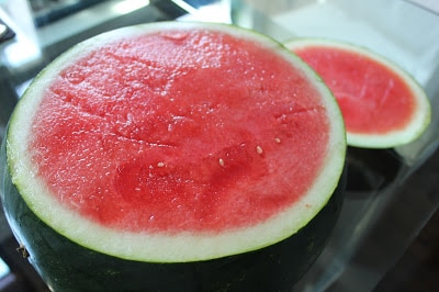 sparkling-watermelon-punch-bowl-with-vodka-step-1