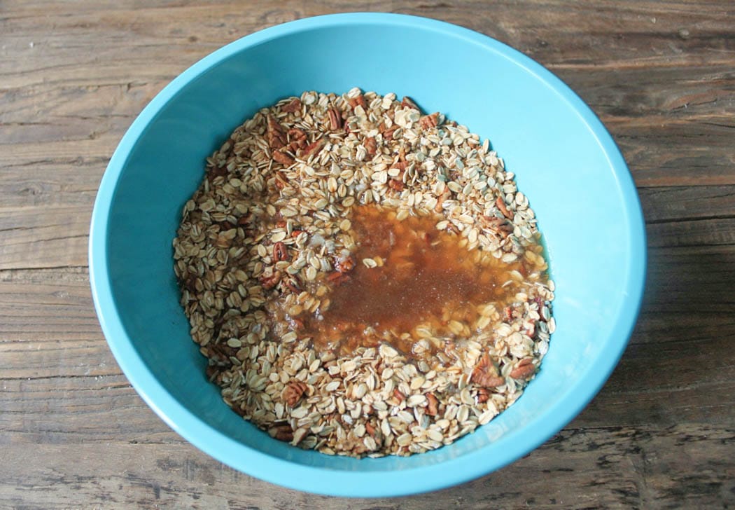 dark-chocolate-cherry-granola-with-crunchy-quinoa-vegan-gluten-free-step-3