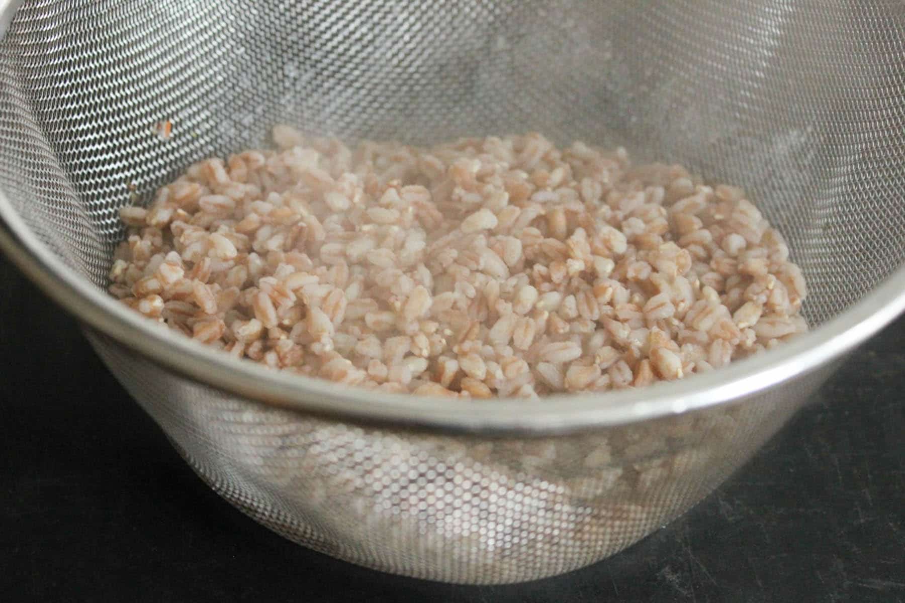 Farro-with-Chipotle-Glazed-Acorn-Squash-Kale-Toasted-Pepitas-Feta-step-7